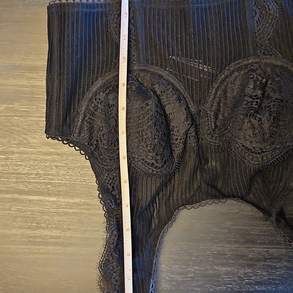 Victorias Secret Dream Angels Lined Demi Bra - Picture 10 of 10